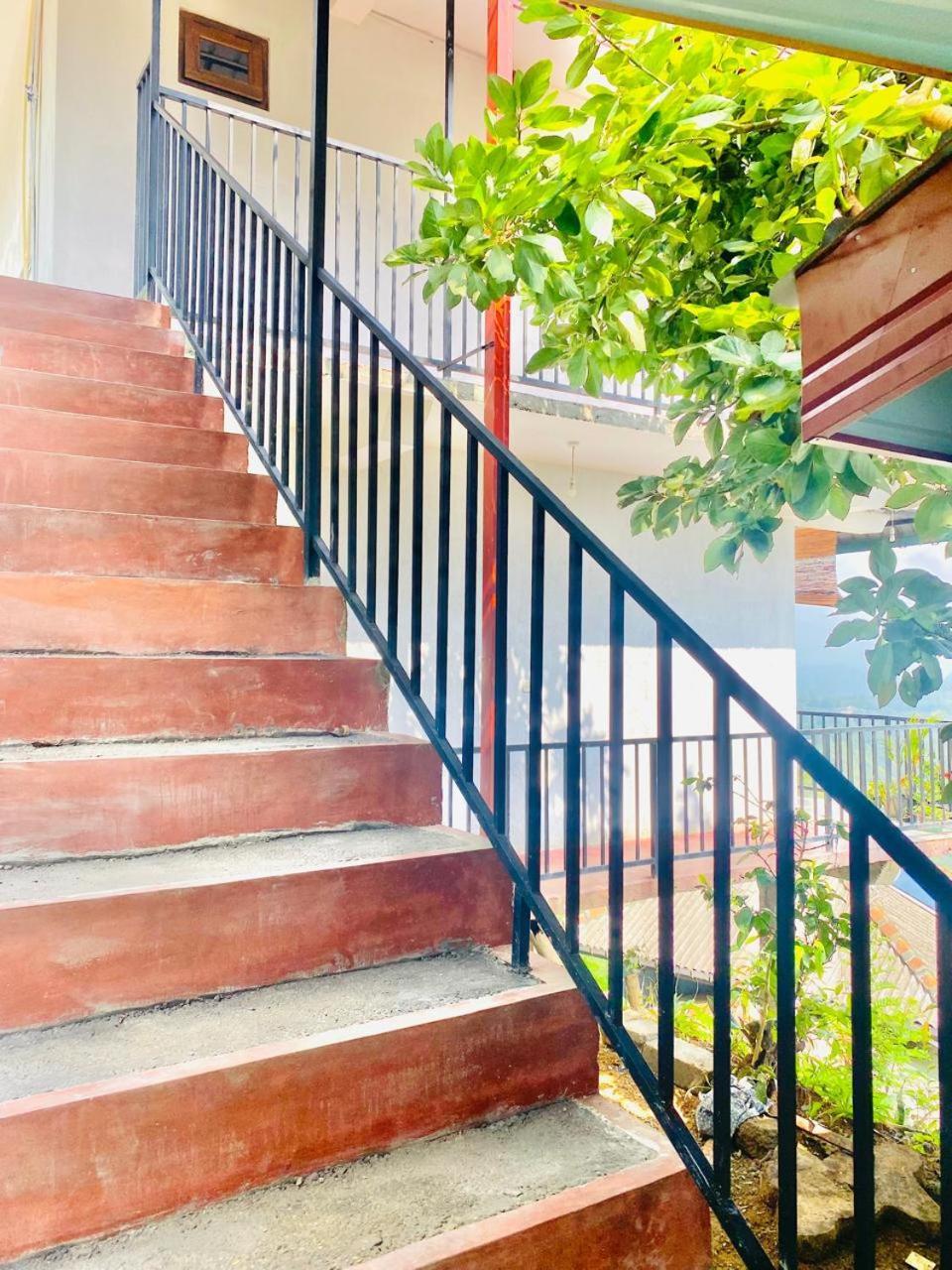 Pleasant Peak Bed & Breakfast Ella Luaran gambar